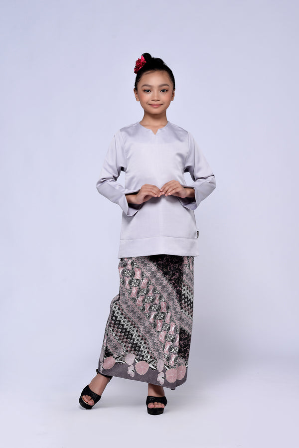 BUDAK KEDAH BATIK (SET) - SILVER